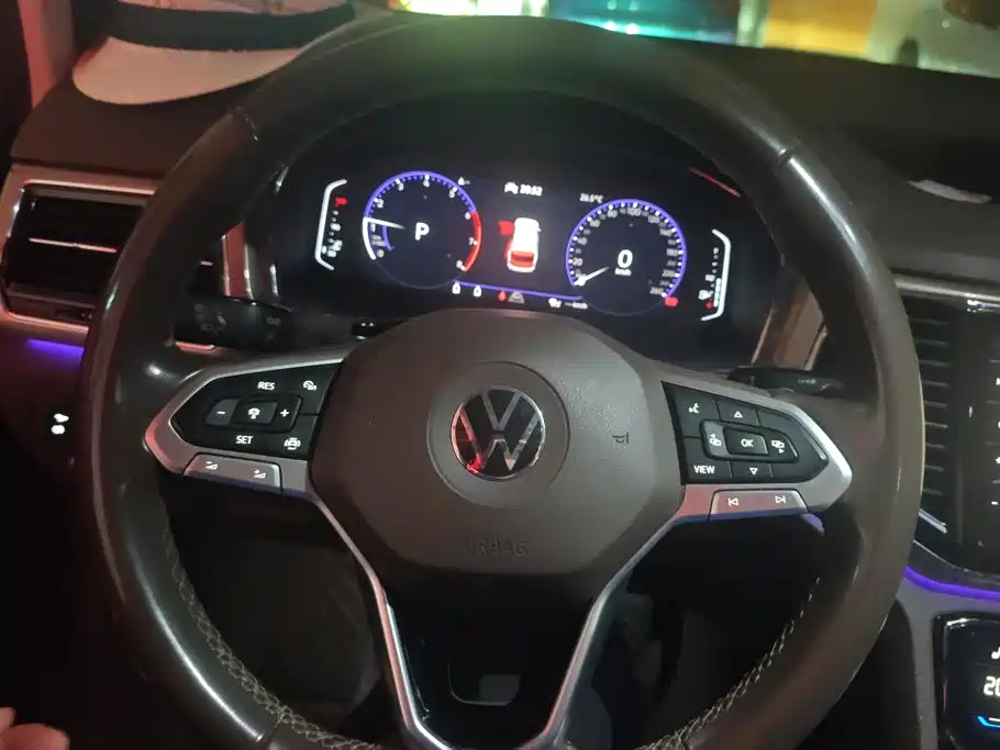 Volkswagen Viloran 2021 2020 380TSI Premium