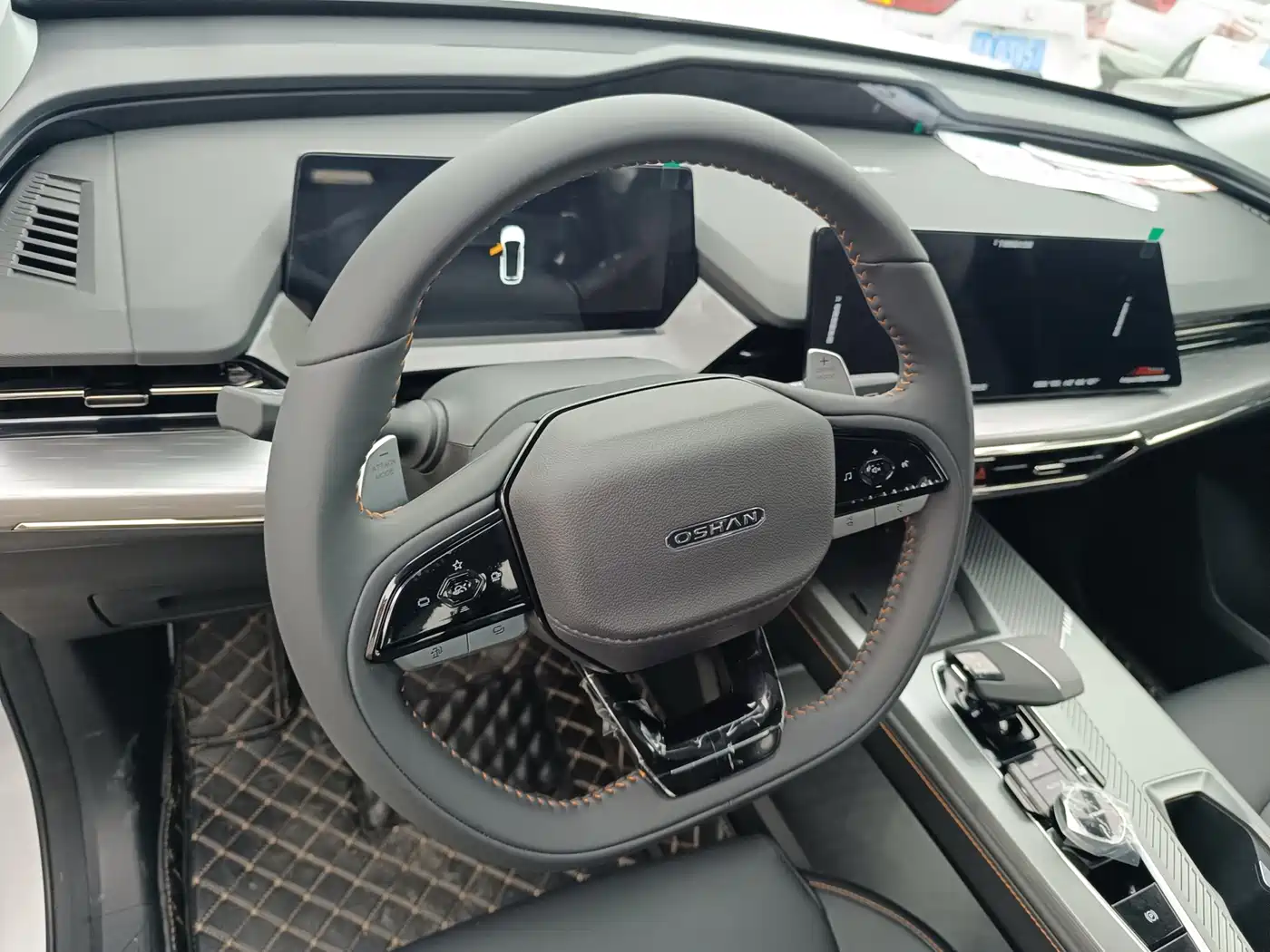Changan Oshan Z6 2022 2022 Blue Whale 1.5T DCT Intelligent Enjoyment
