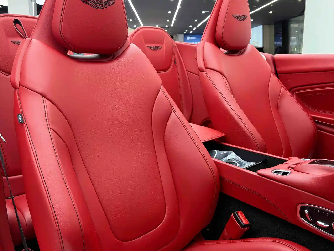 Aston Martin DB11 2022 2020 4.0T V8 Volante