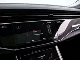 Photo 8 - Audi Q8