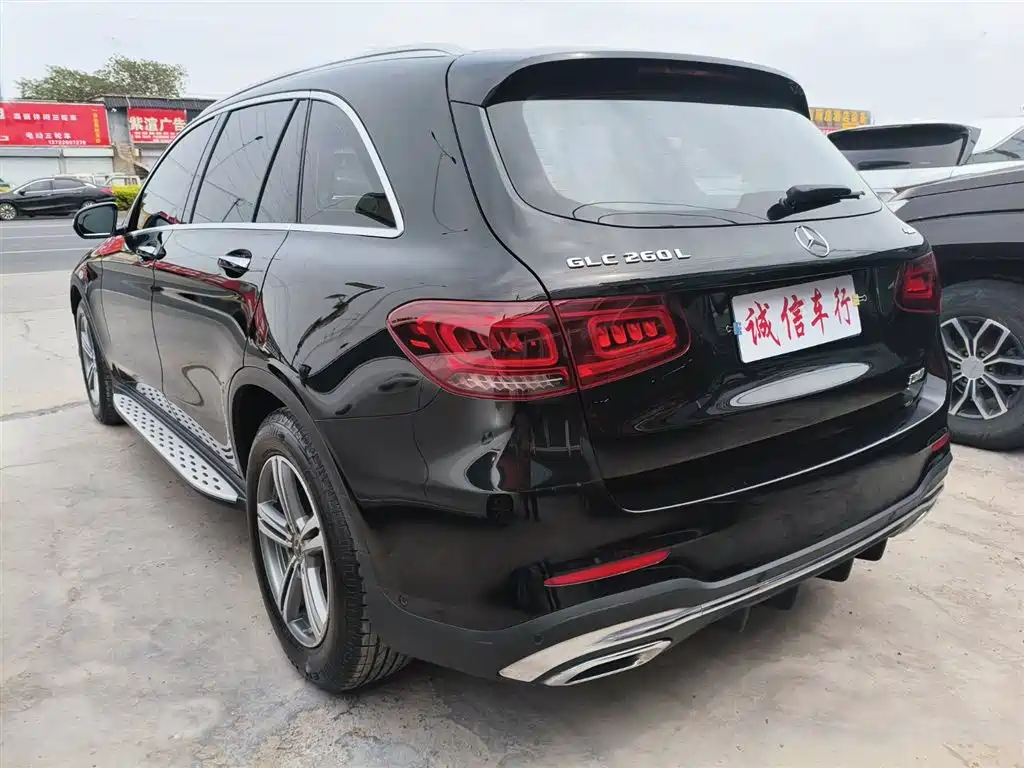 Mercedes-Benz GLC 2020 GLC 260 L 4MATIC Luxury фото 4
