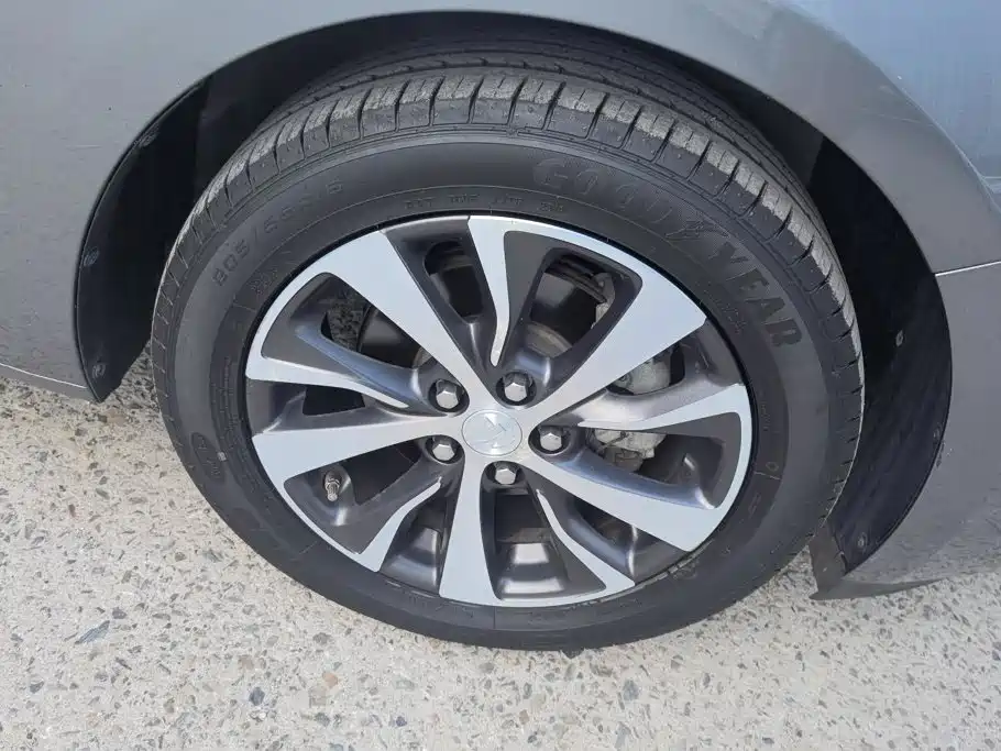 Buick Excelle GT 2019 2019 18T Automatic Connected Flagship (China V)