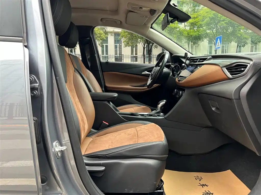 Buick Encore GX 2020 20T CVT 2WD Luxury Model фото 22