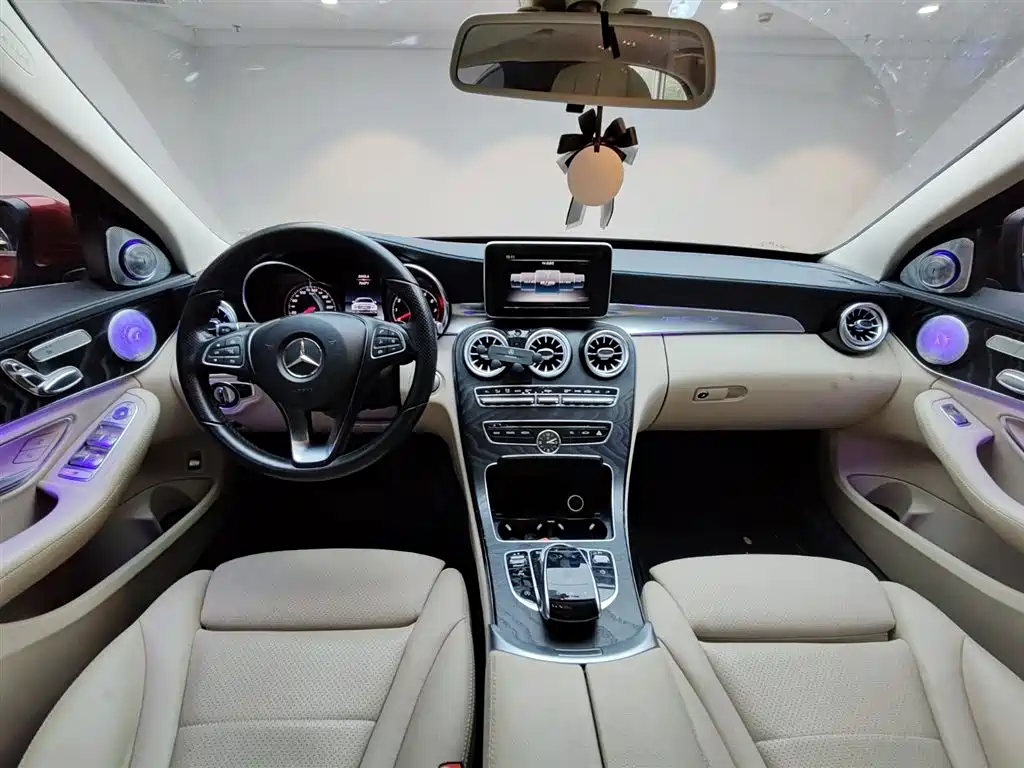 Mercedes-Benz C-Class 2018 C 200 L Sport Edition фото 14