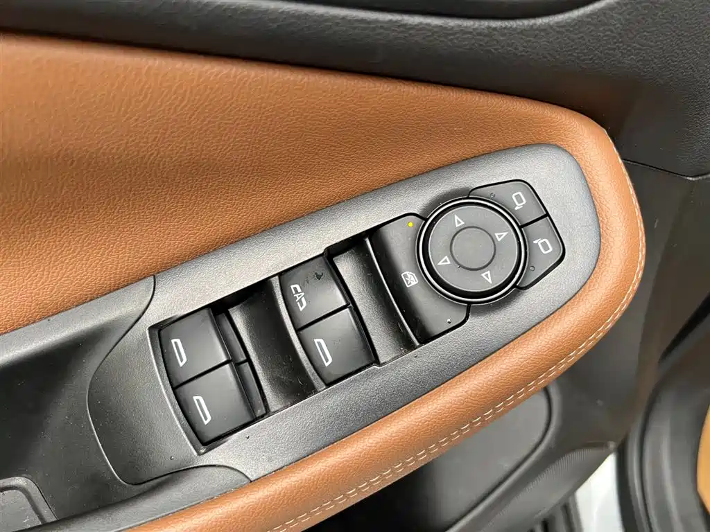 Buick Encore GX 2020 20T CVT 2WD Luxury Model фото 7
