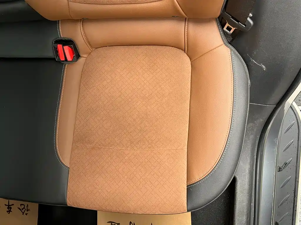 Buick Encore GX 2020 20T CVT 2WD Luxury Model фото 18