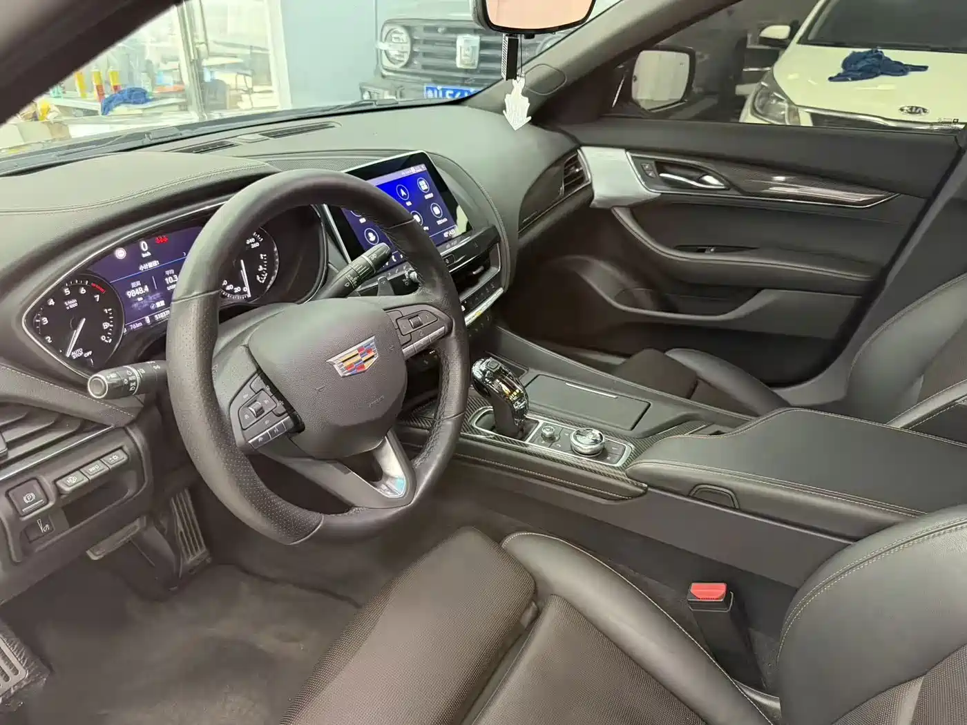 صورة 4 - Cadillac CT5