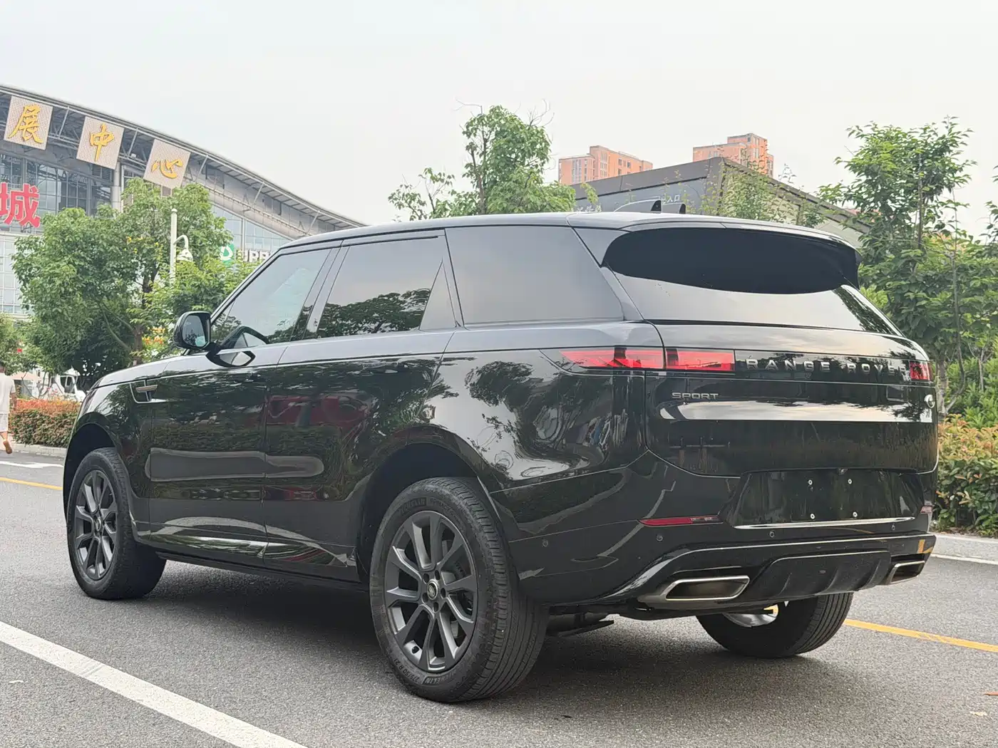 Land Rover Range Rover Sport 2023 400PS Dynamic SE фото 7