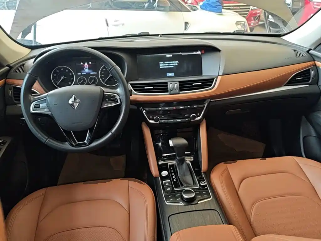 Borgward BX7 2017 2016 28T 4WD Luxury 7-seater