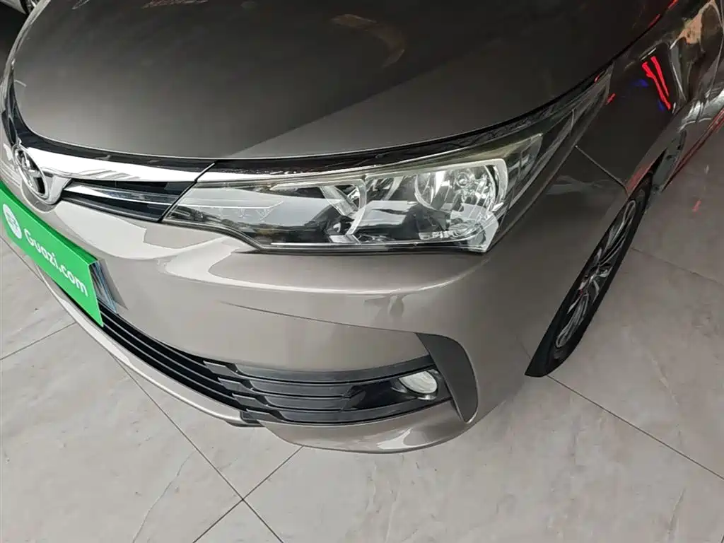 Toyota Corolla 2017 Facelift 1.2T S-CVT GL-i фото 24