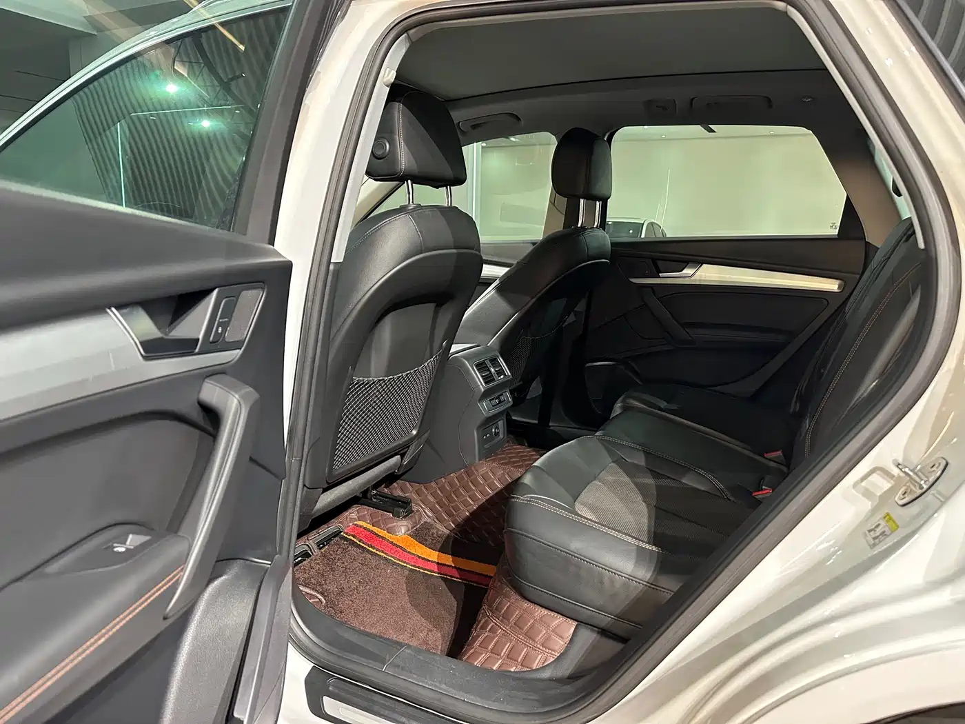 Audi Q5L 2020 40 TFSI Prestige Fashion фото 11