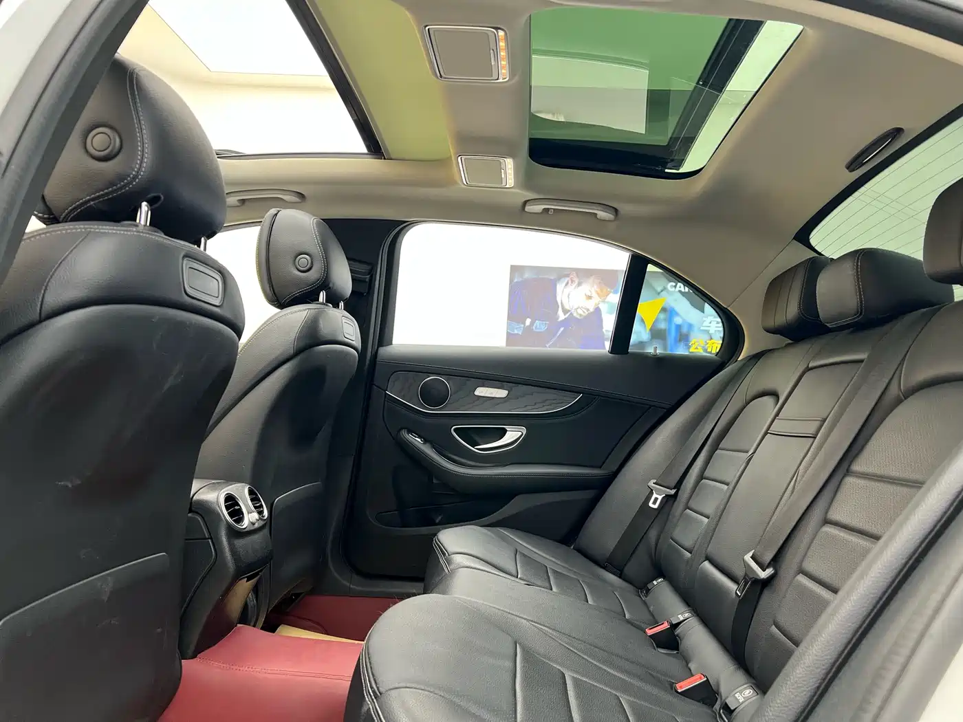 Mercedes-Benz C-Class 2017 Facelift C 200 L Sport Edition фото 24