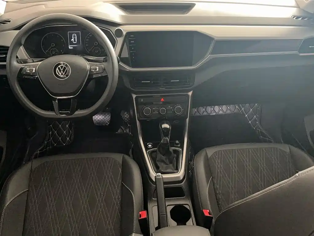 VOLKSWAGEN TU KAI