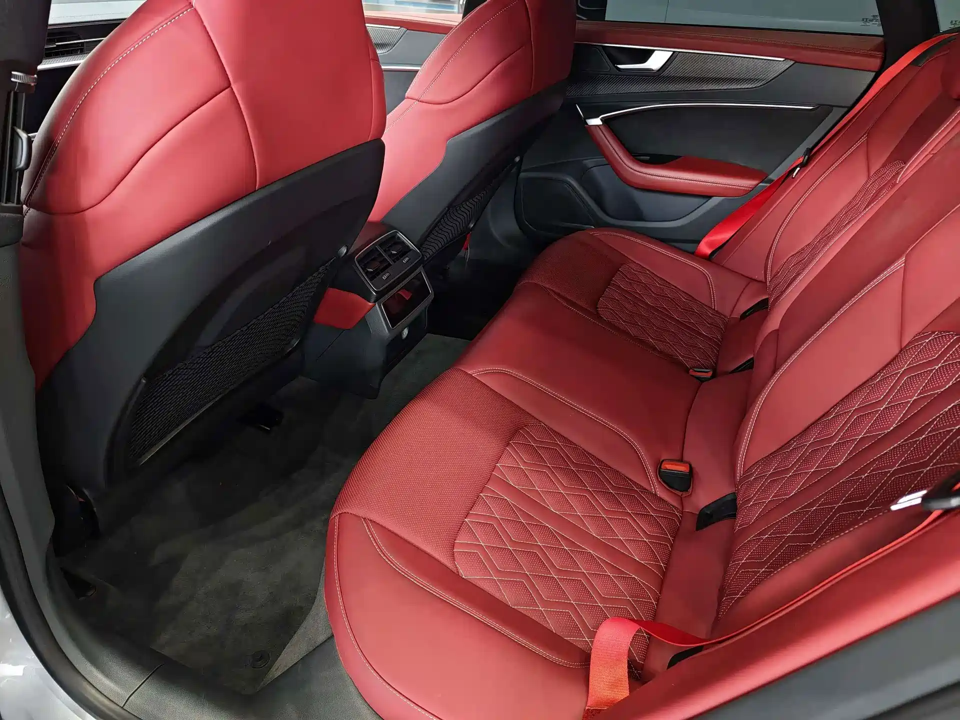 صورة 15 - Audi A7