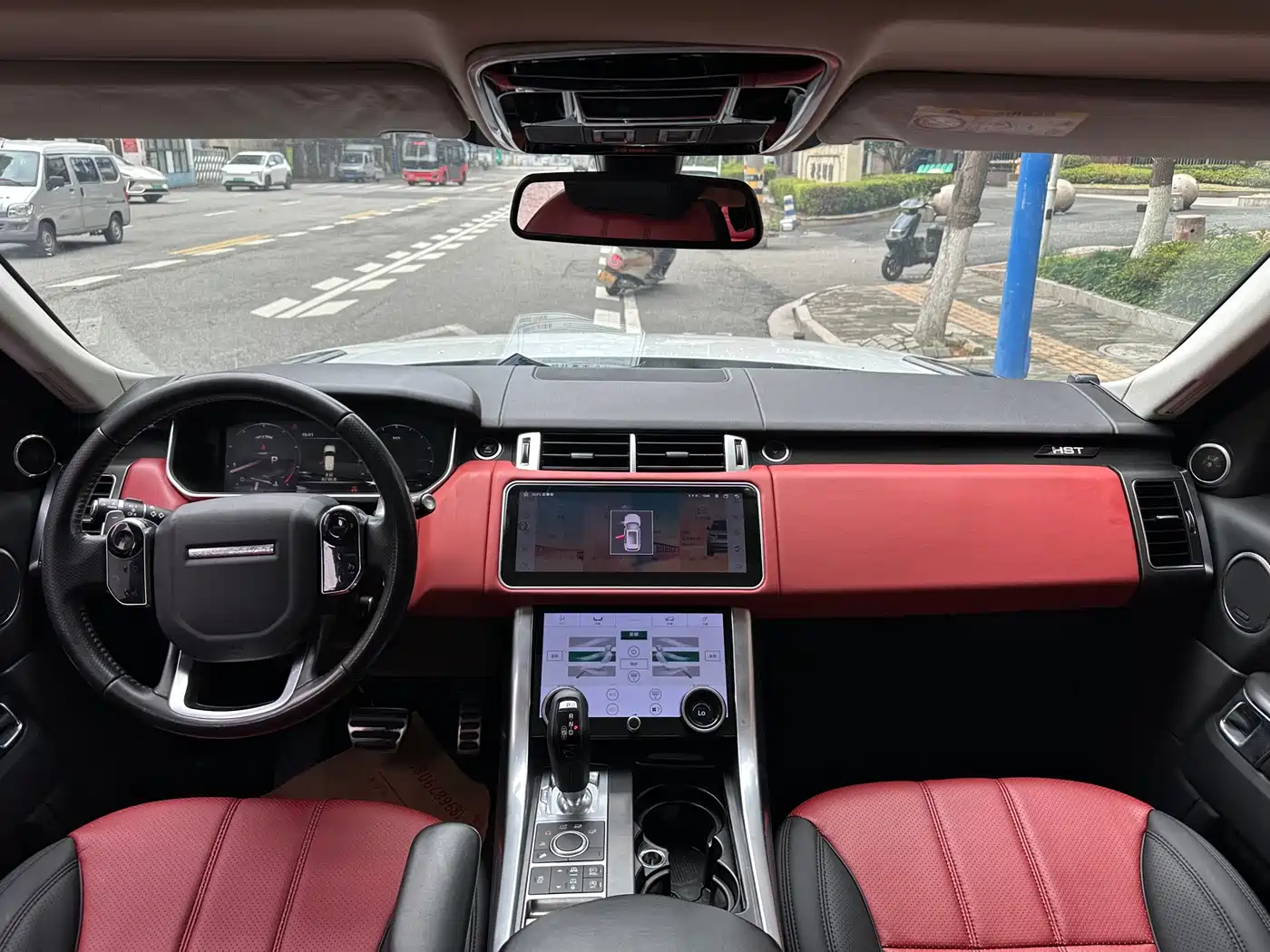 Фото 27 - Land Rover Range Rover Sport