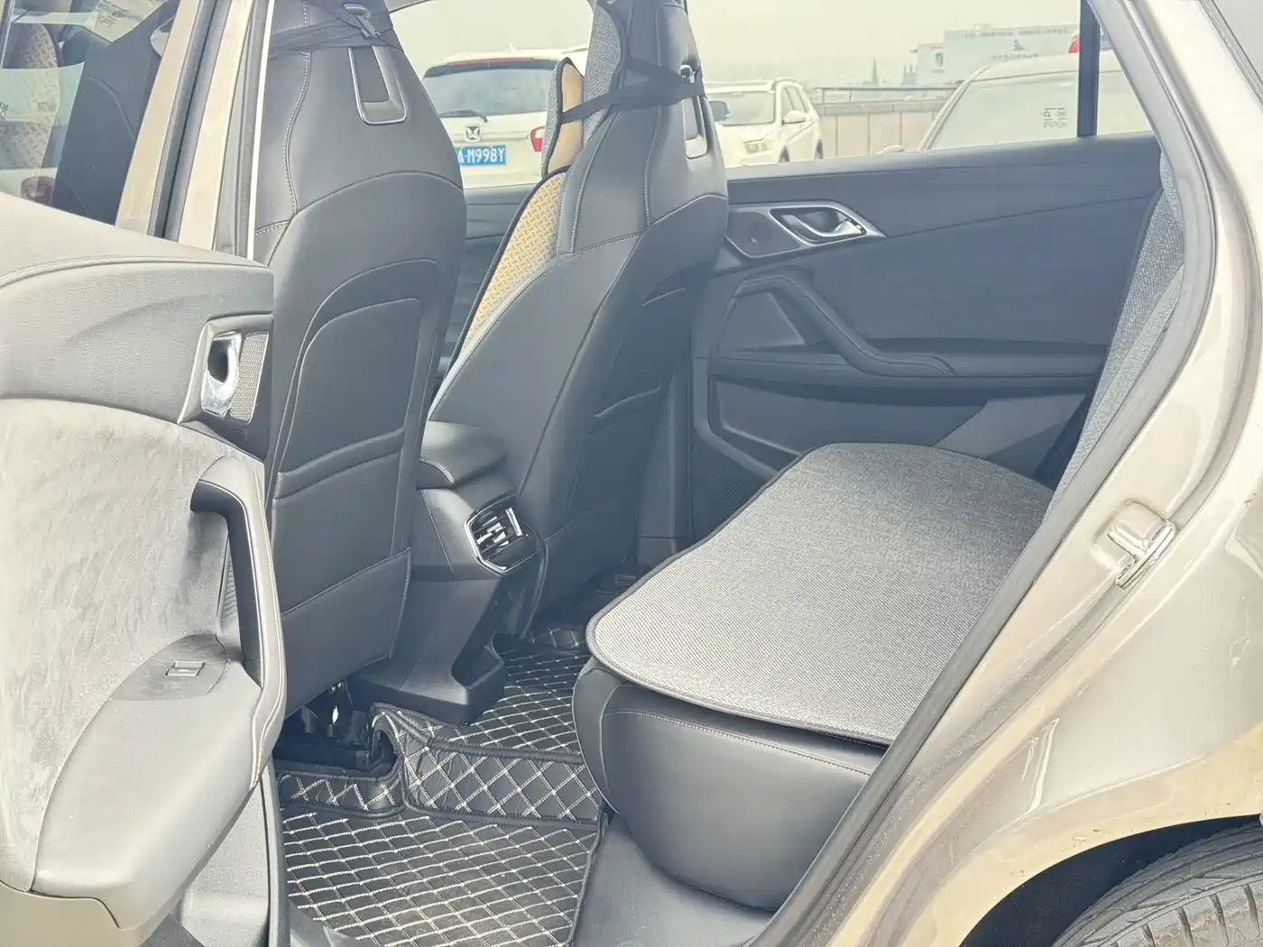 Roewe D5X DMH 2025 2024 135 Flagship Edition