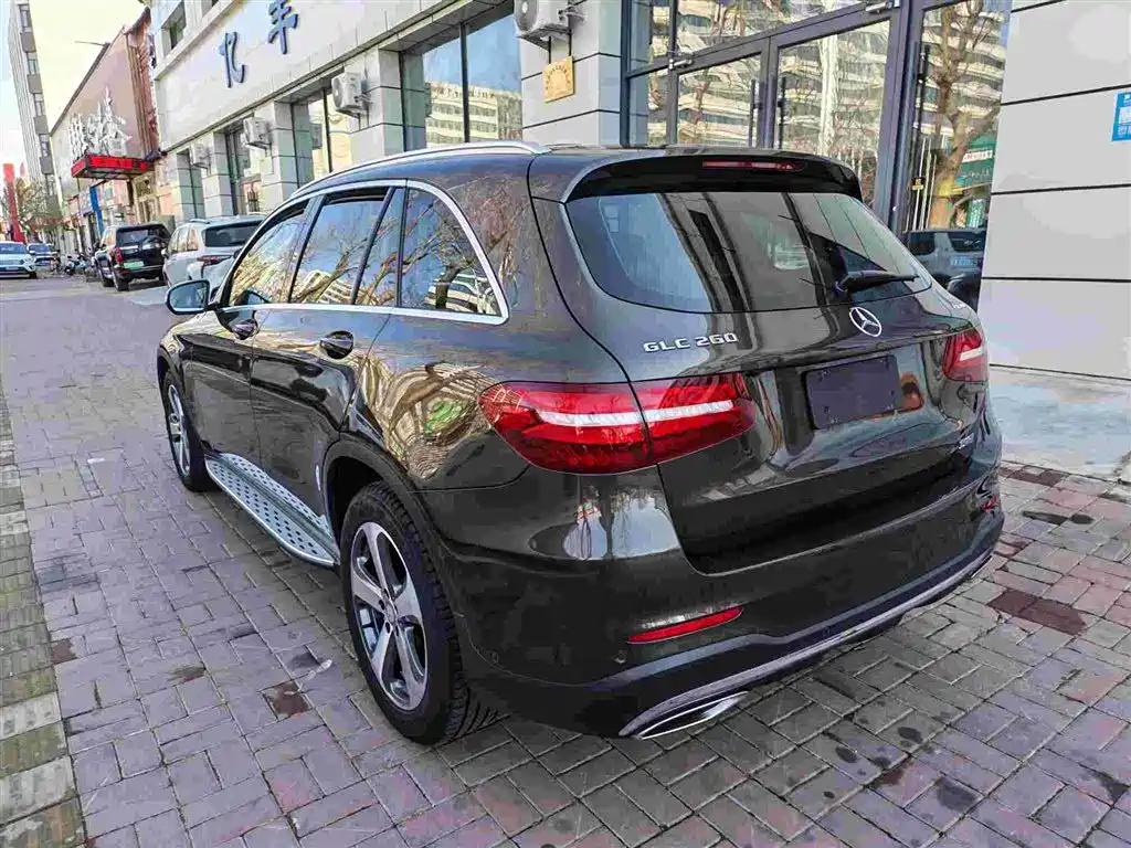 Mercedes-Benz GLC 2017 GLC 260 4MATIC Luxury фото 6