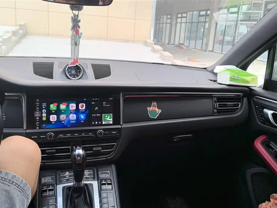 Porsche Macan 2018 Macan 2.0T фото 13