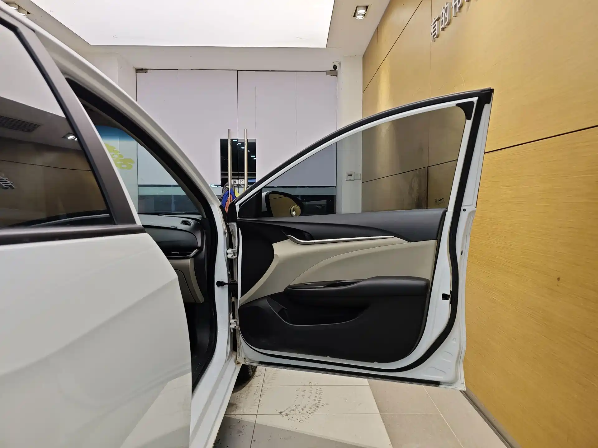 Фото 25 - Buick Excelle