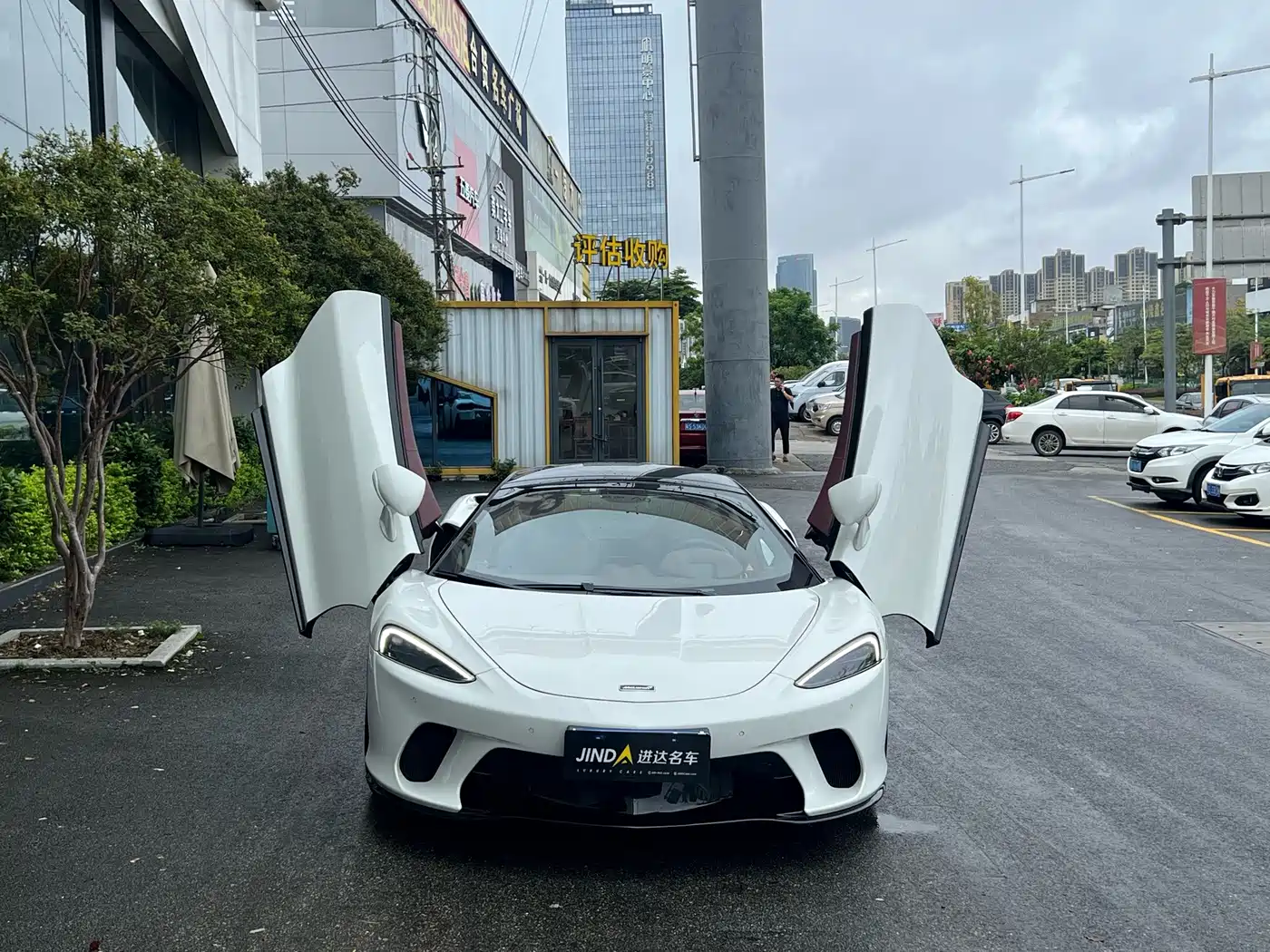 McLaren GT 2023 2023 4.0T Standard Model