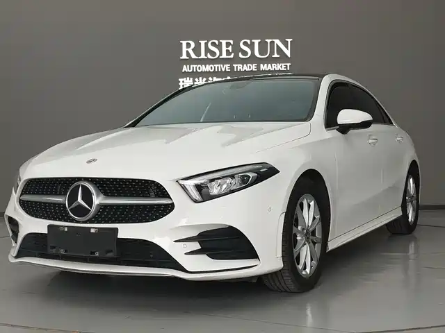 Mercedes-Benz A A 200 L, Спорт-седан Стиль