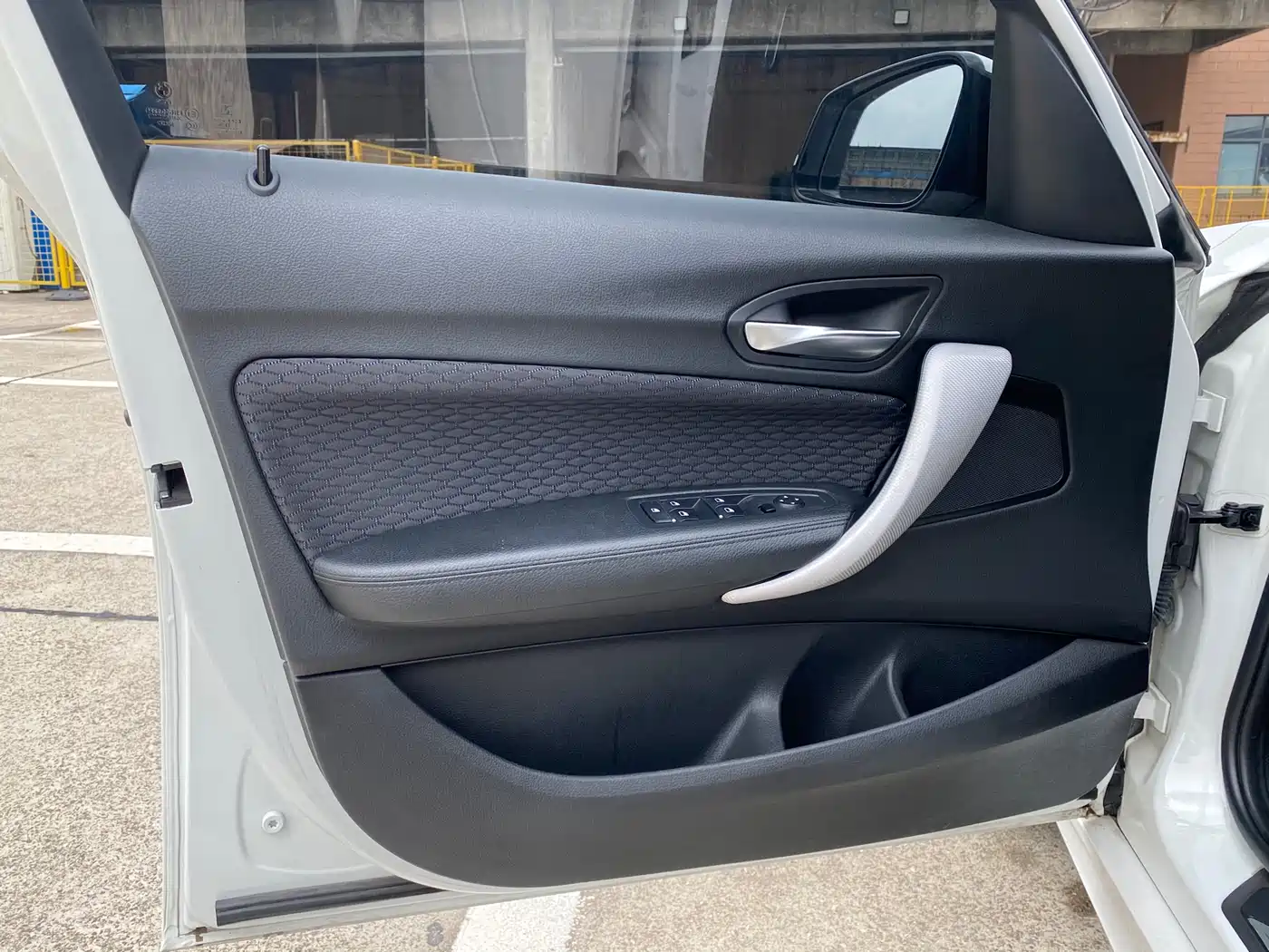 BMW 1 Series (Import) 2018 120i M Sport Package фото 8