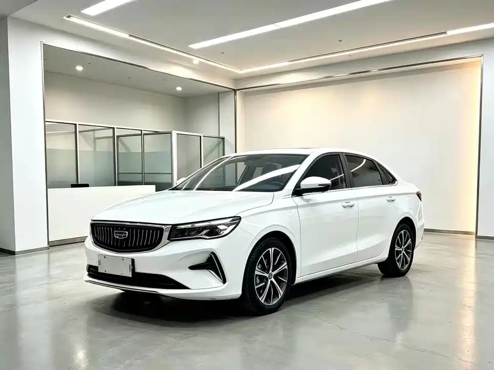 Geely Emgrand 2022 — пригон из Китая