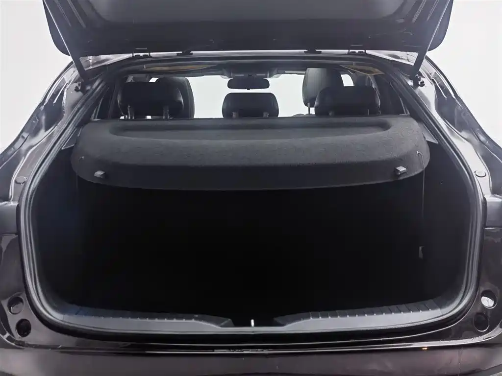 Mazda CX-4 2016 2.0L Automatic 2WD Skyactiv Premium Edition фото 16