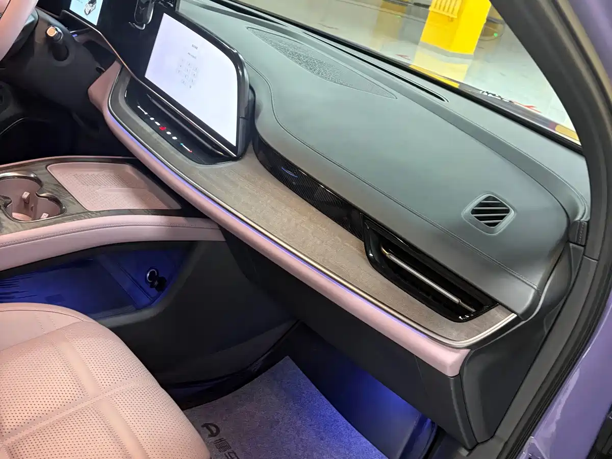 Hongqi Tian Gong 08 2025 2025 680 Ultra AWD