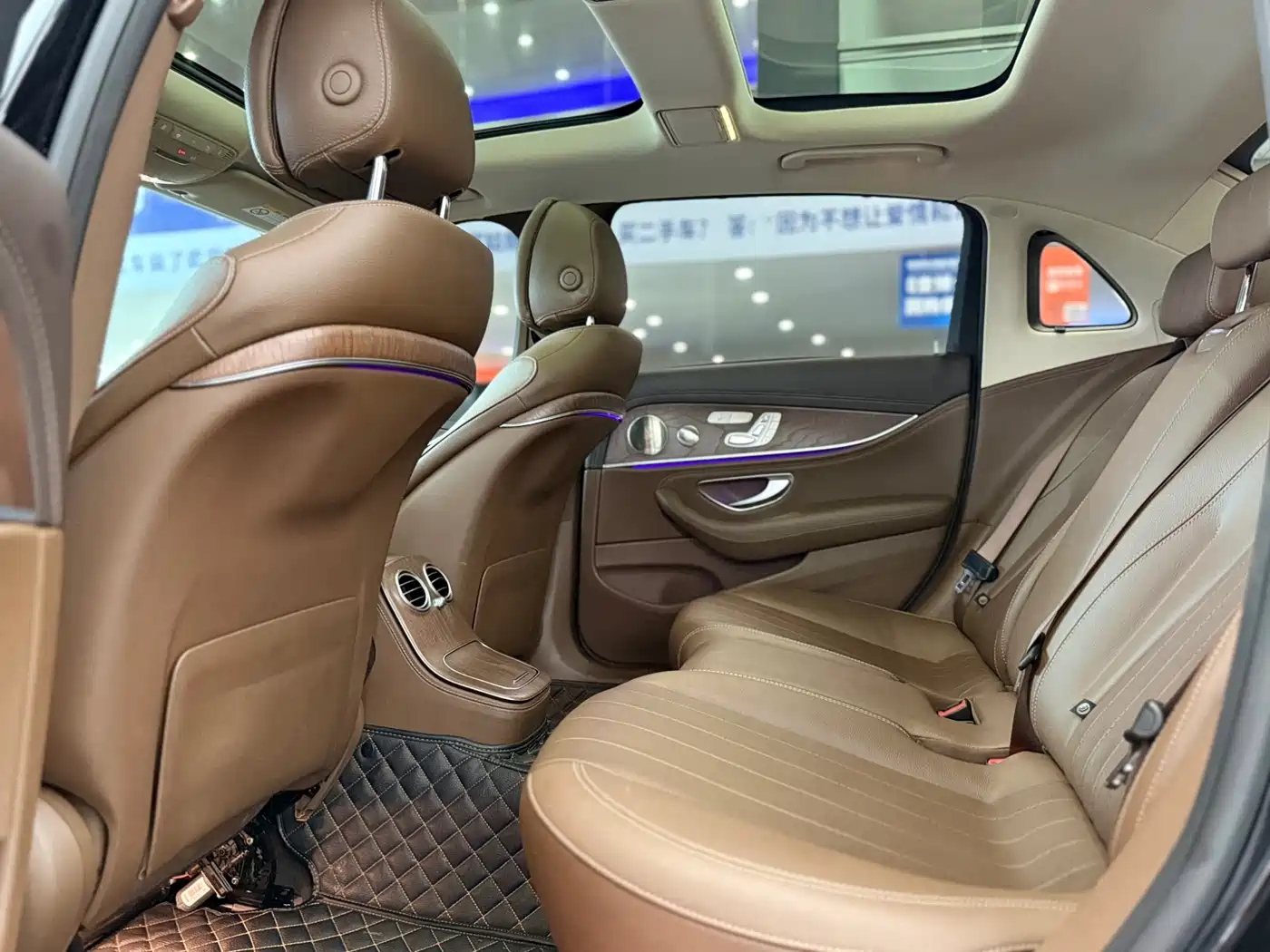 Mercedes-Benz E-Class 2022 E 300 L Luxury фото 6