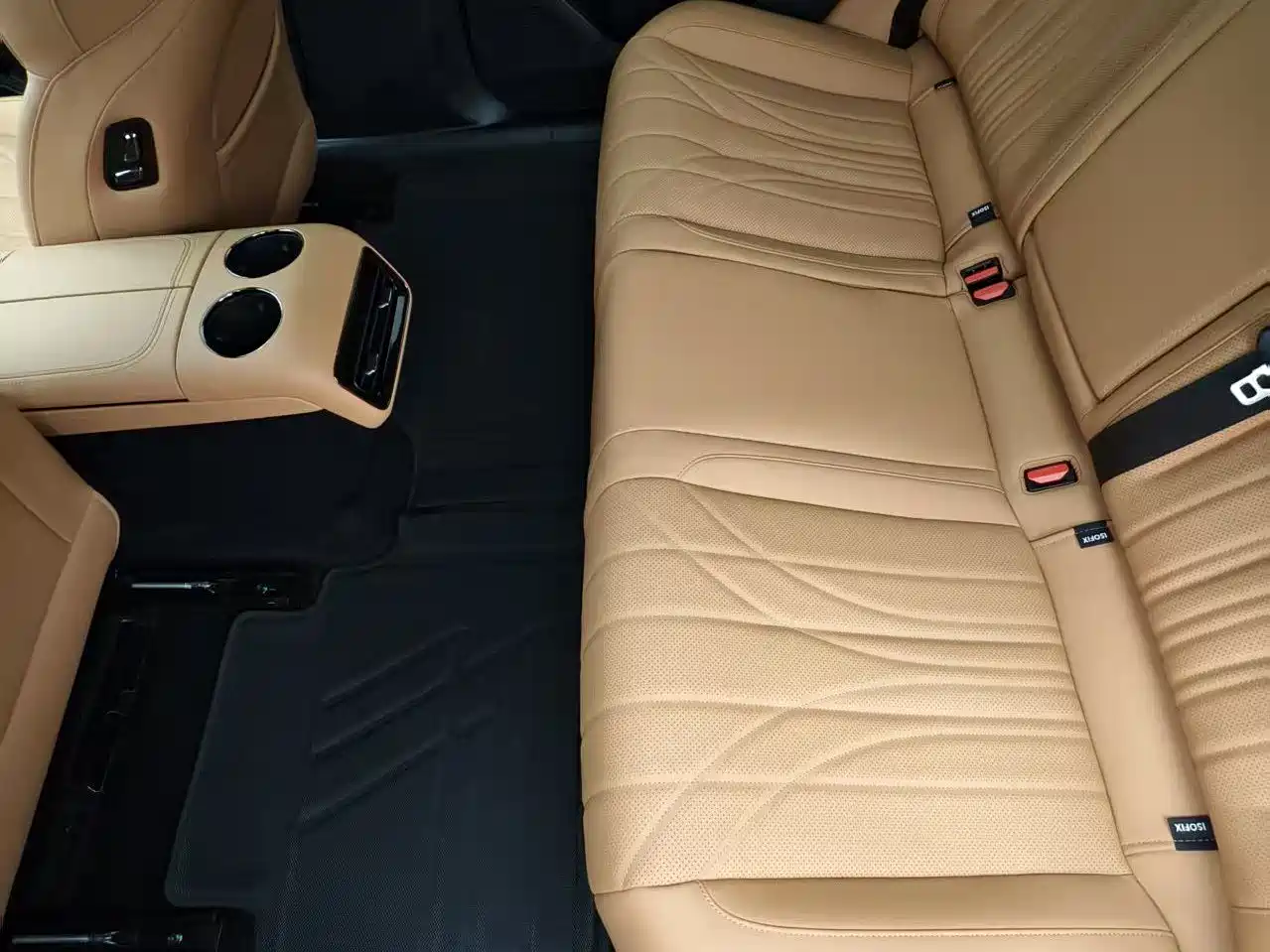 Geely Galaxy Galaxy Xingyao 8 2025 130km EM-i Premium Edition фото 4