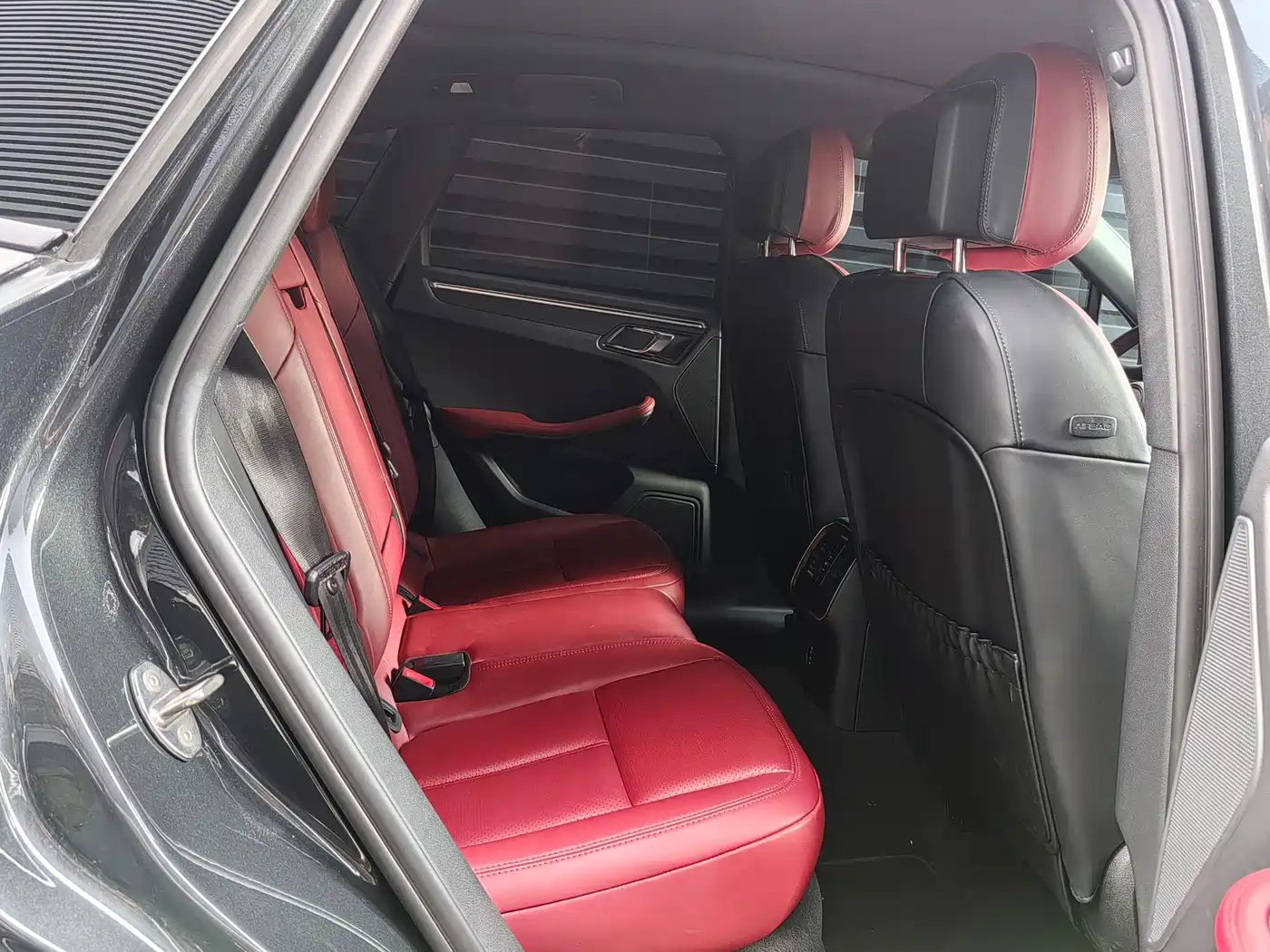 Porsche Macan, миниатюра 19