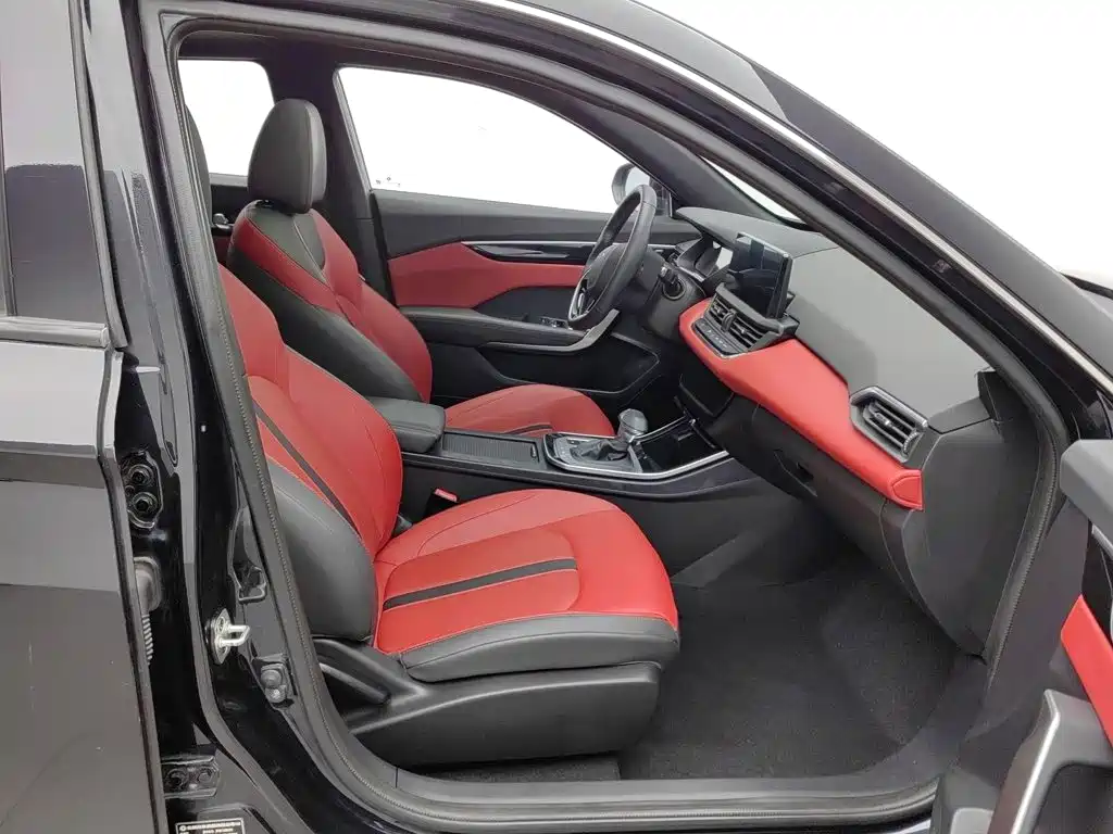 صورة 23 - Dongfeng Aeolus Yixuan