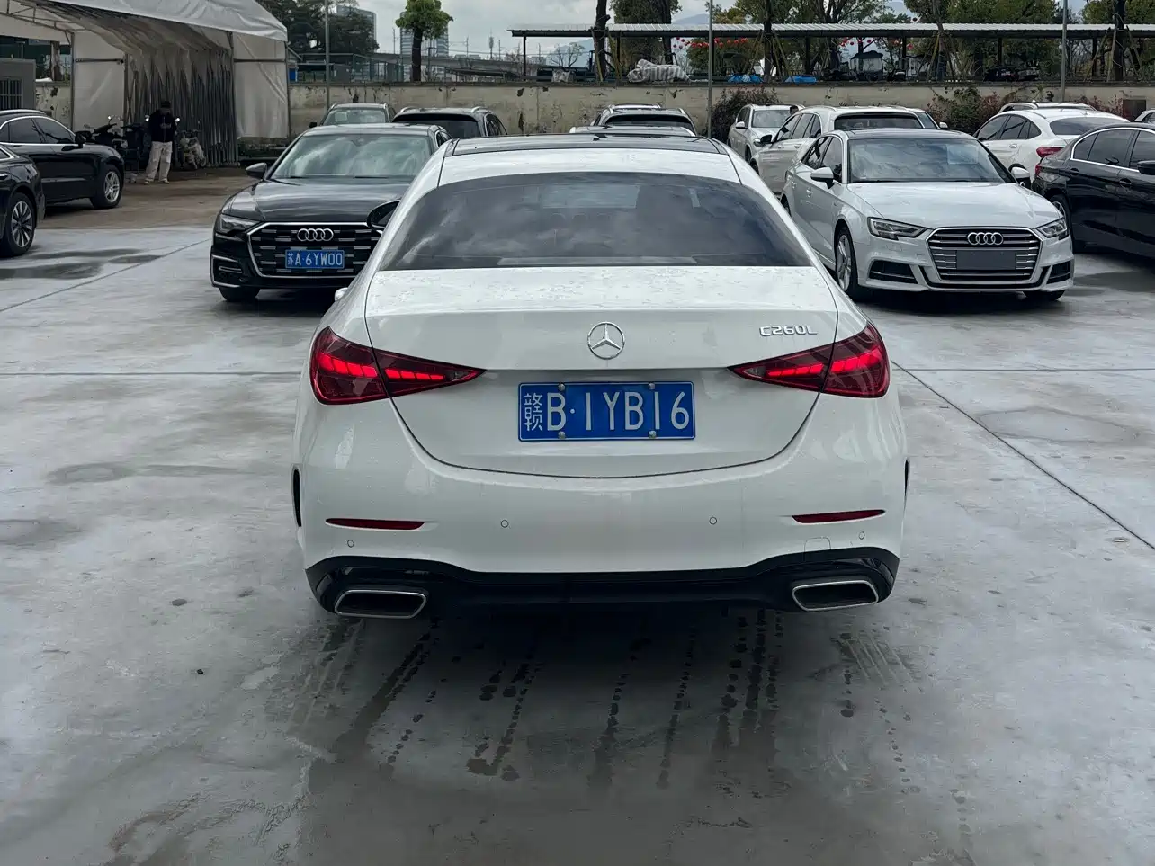 MERCEDES-BENZ C CLASS