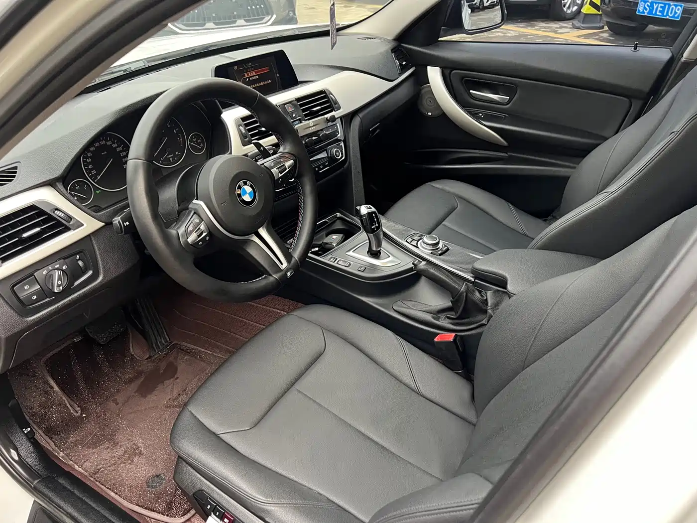 BMW 3 Series 2016 320i Fashion Model фото 10