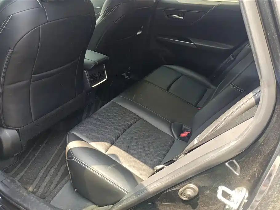 Toyota Lingfang HARRIER 2022 2.0L CVT 2WD Progressive Edition фото 11