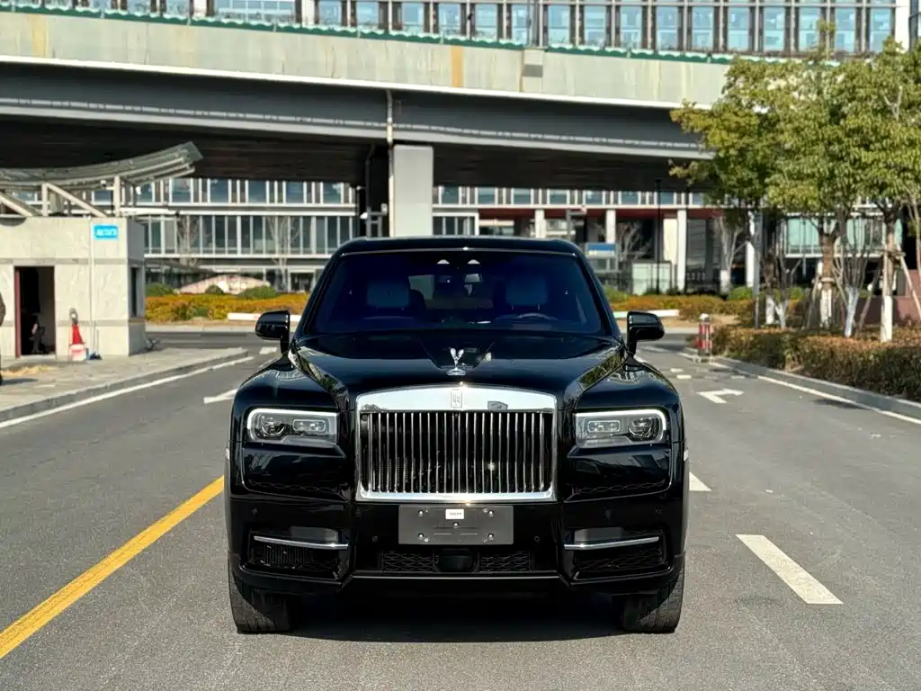 Rolls-Royce Cullinan 2023 2024 4-Seater