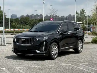 Cadillac XT6