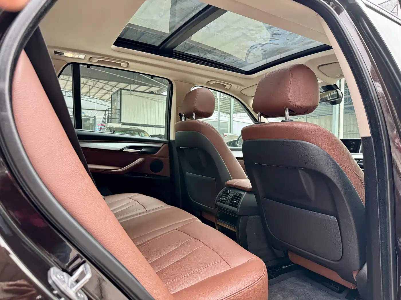 Photo 18 - BMW X5 (Import)