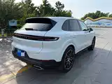 Photo 4 - Porsche Cayenne
