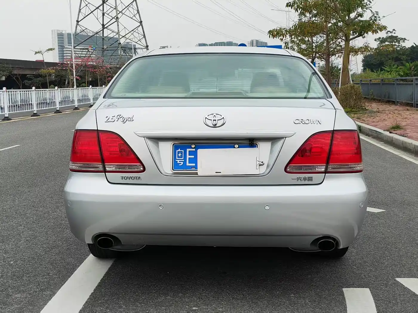 Toyota Crown 2006 2.5L Royal Leather Edition фото 5