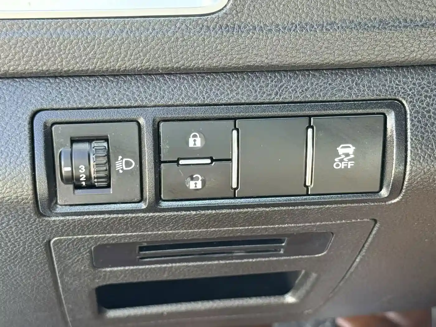 Baojun 560 2017 2016 1.8L Manual Value