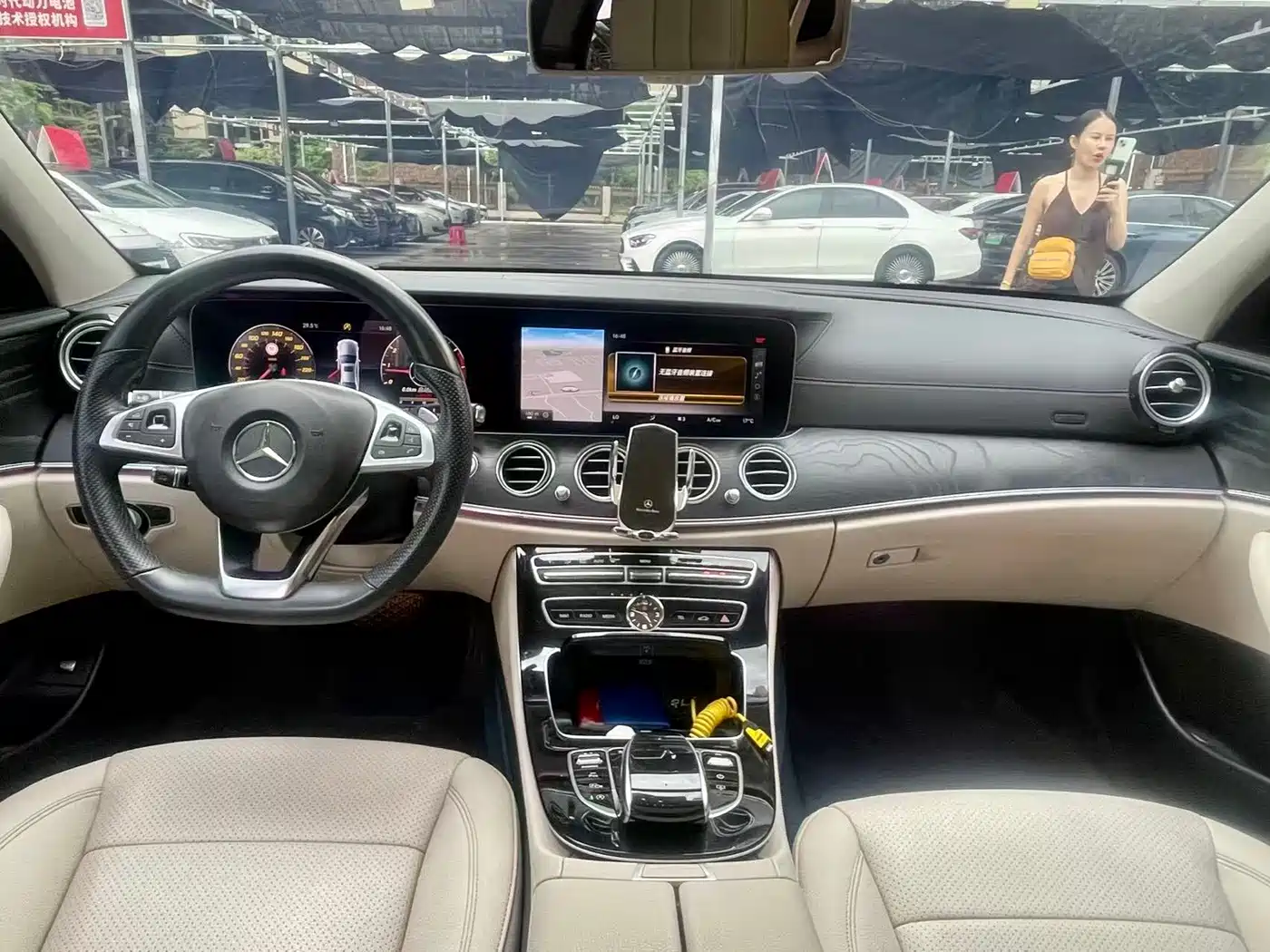 Photo 6 - Mercedes-Benz E-Class