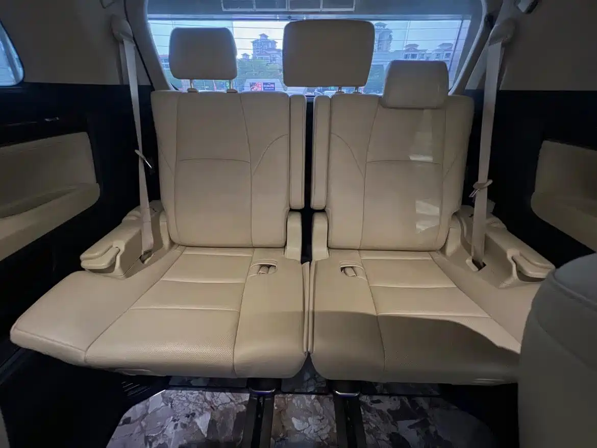 Toyota Alphard 2021 Hybrid 2.5L Luxury фото 18