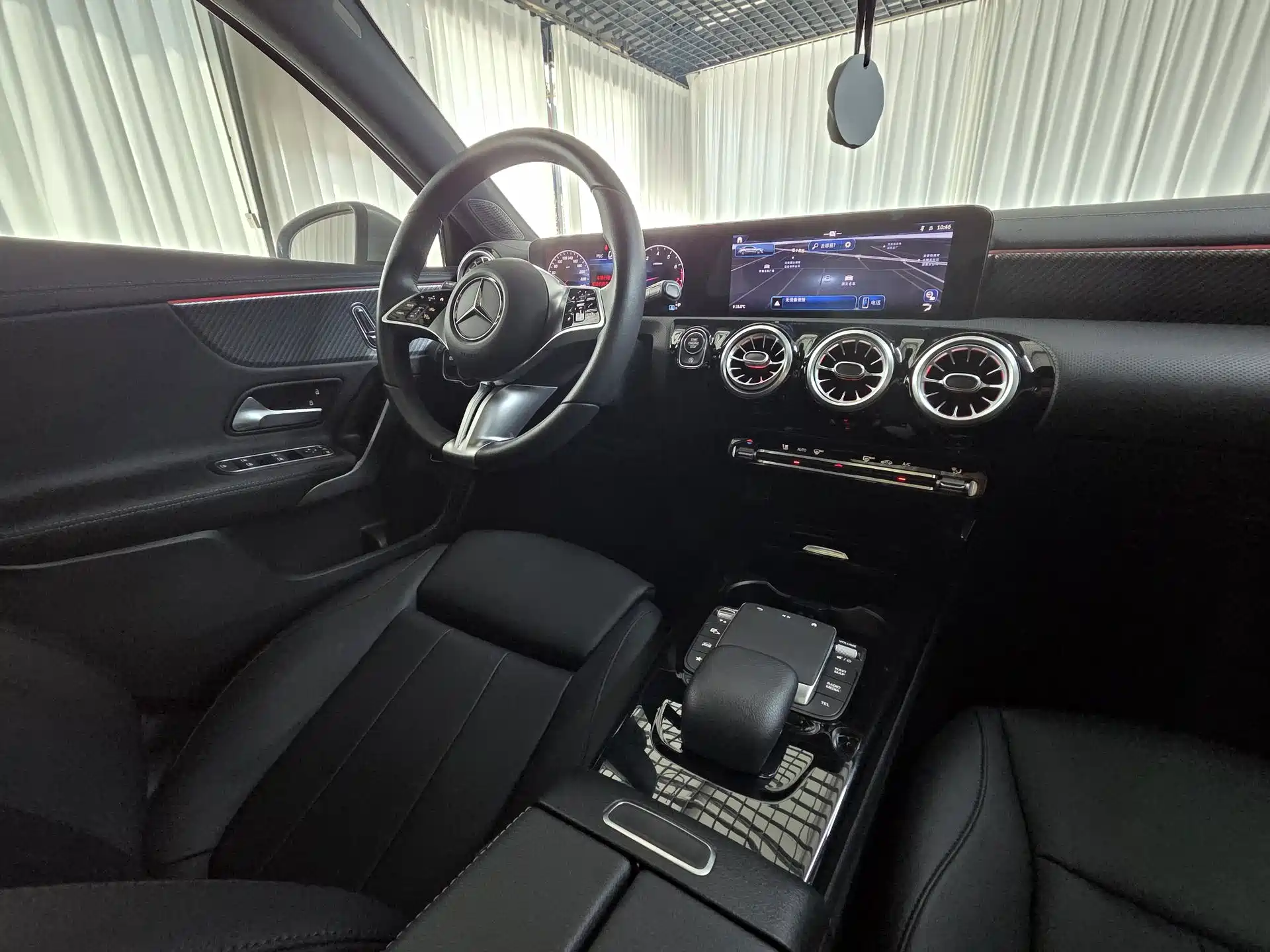 Фото 10 - Mercedes-Benz A-Class