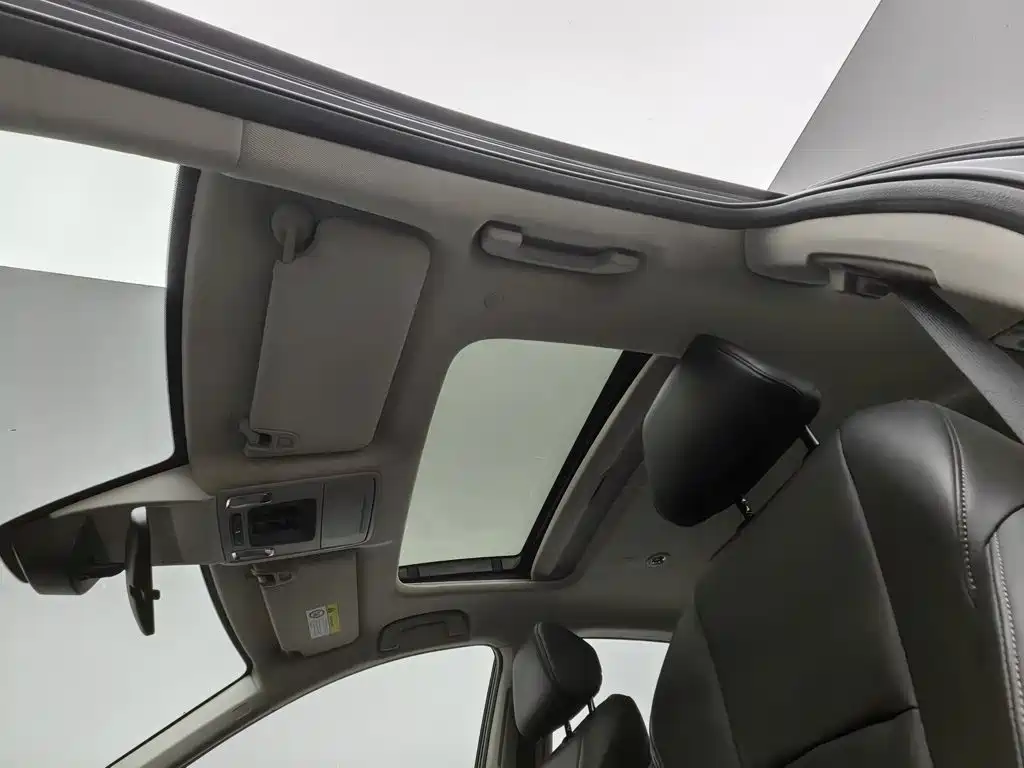 Photo 14 - Honda Accord