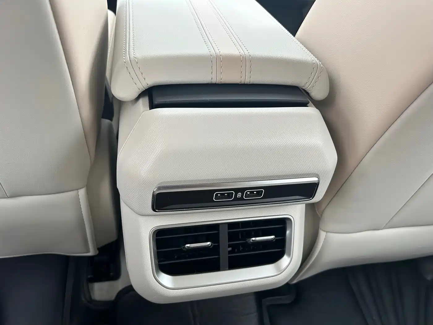 GEELY AUTOMOBILE GEELY ICON