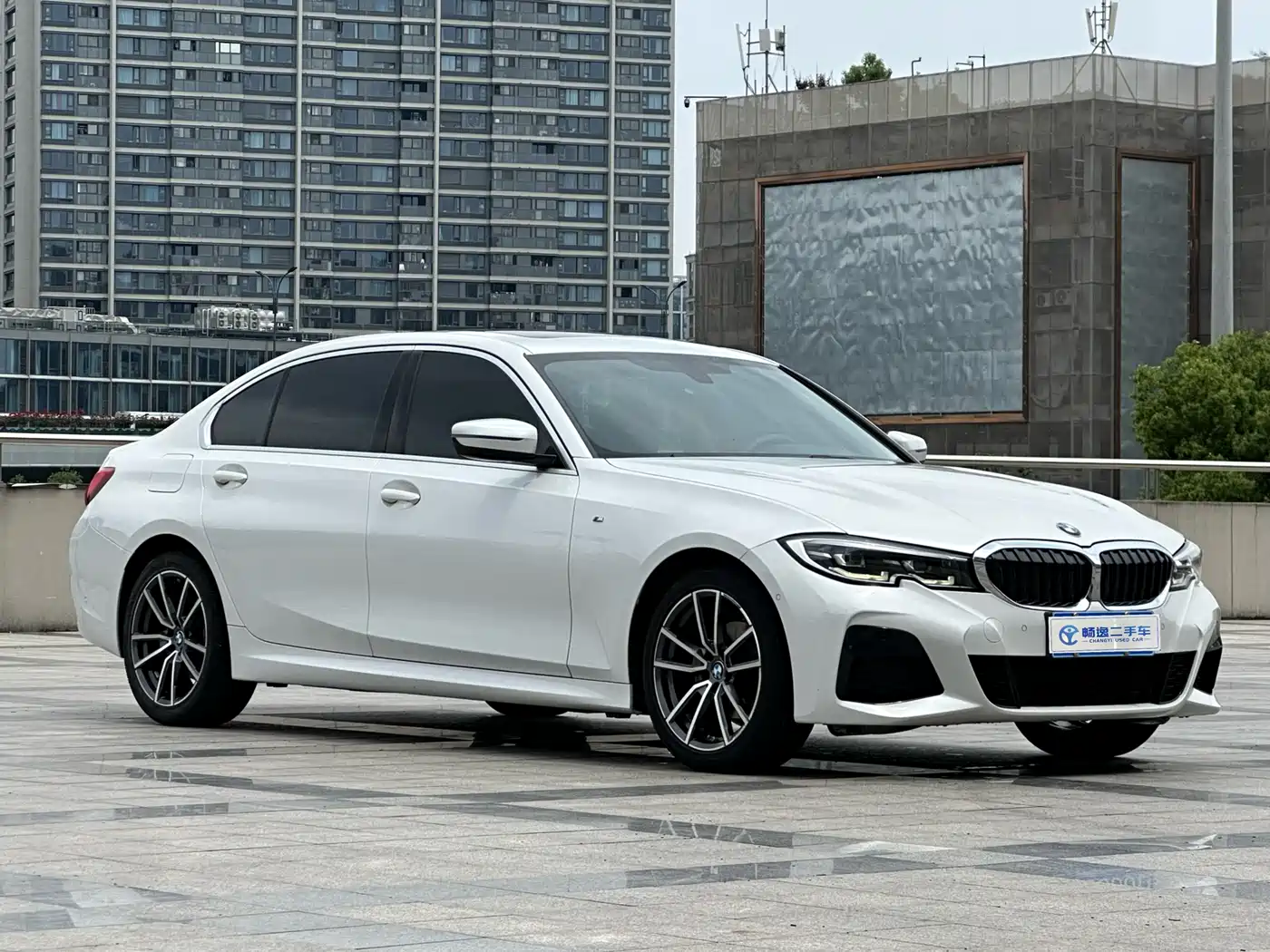 BMW 3 Series 2020 320Li M Sport Package фото 3