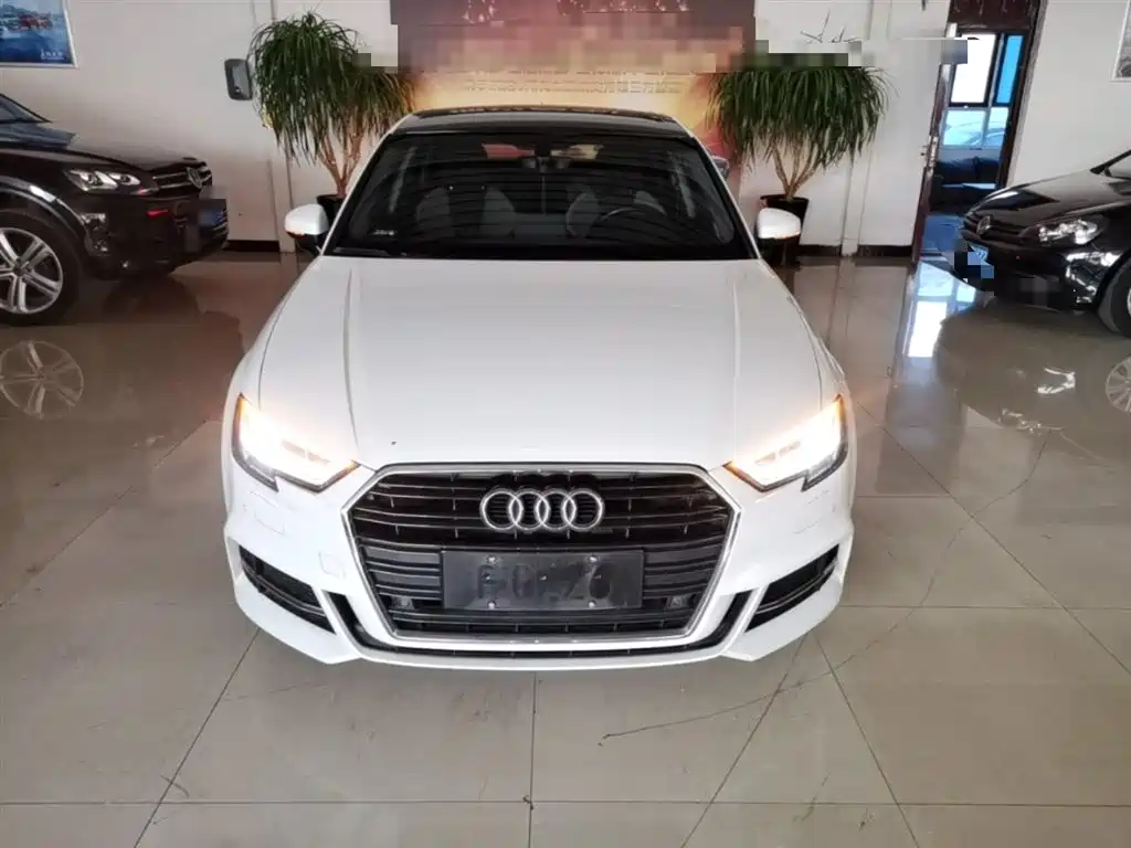 Audi A3 2019 Limousine 35 TFSI Sport China VI фото 3