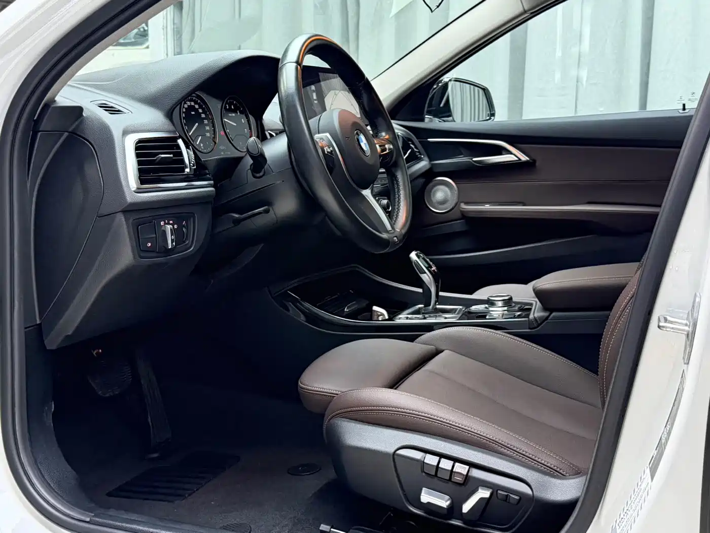 BMW 1 Series 2023 2022 120i M Sport Shadow Edition